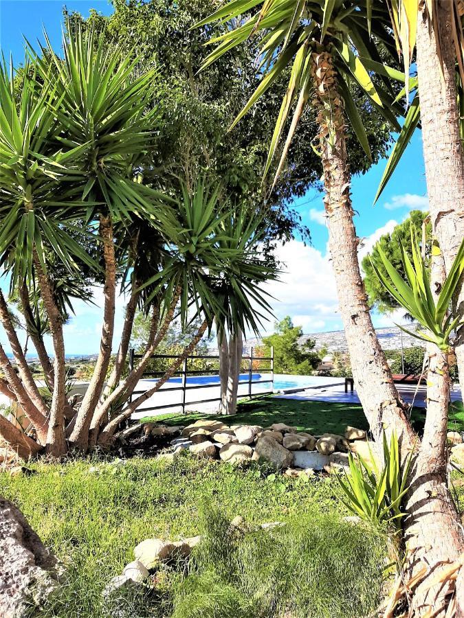 Villa Gavriel - Peyia Villa With Breathtaking Sea View, Peyia Villa With Private Pool, Secluded, Huge Outdoor Space, Mountain Views Eksteriør bilde